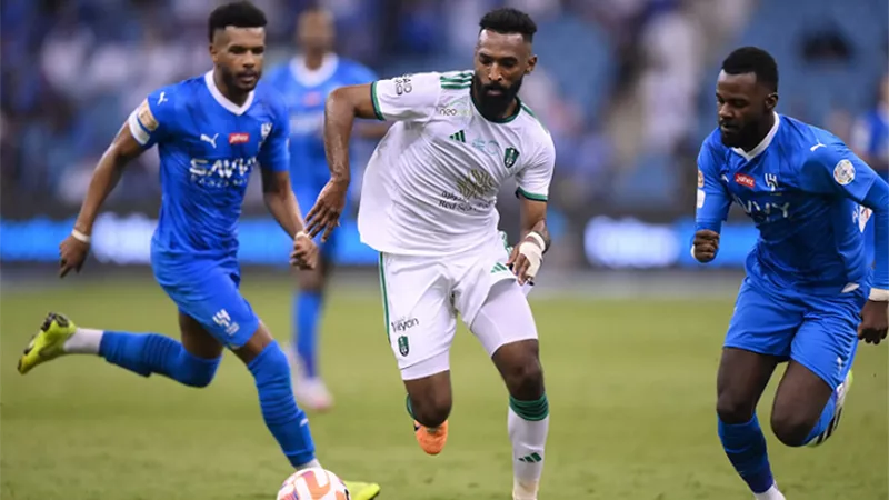 الأهلي يستضيف الهلال في قمة نارية بالدوري السعودي