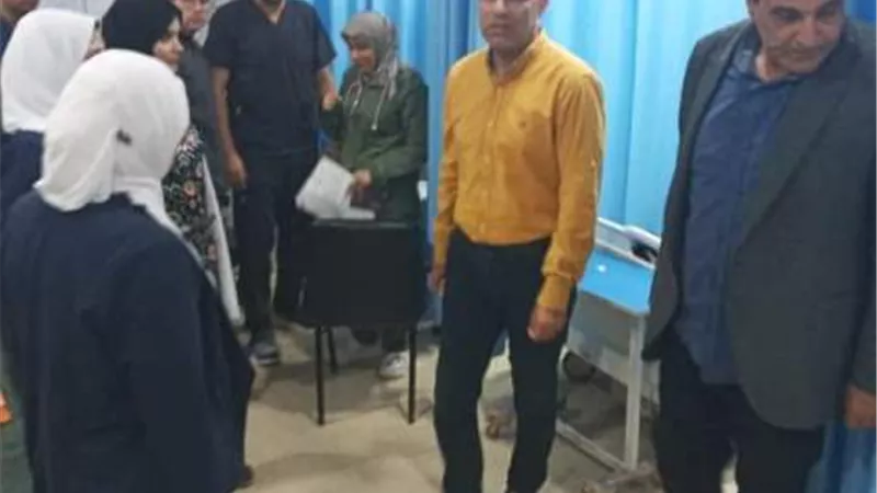 وكيل وزارة الصحة يفاجئ مستشفي دمياط العام