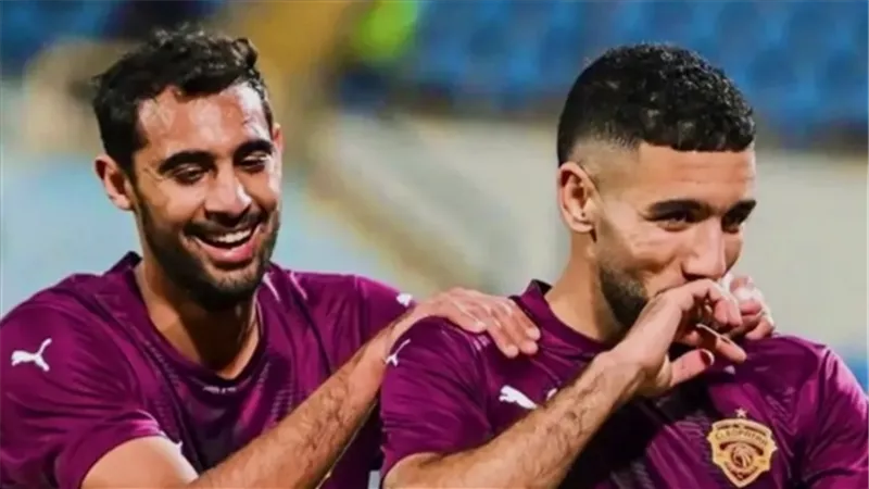 بمباركة الرمادى.. سيراميكا يتحرك لخطف جناح الأهلي لتعويض قندوسي