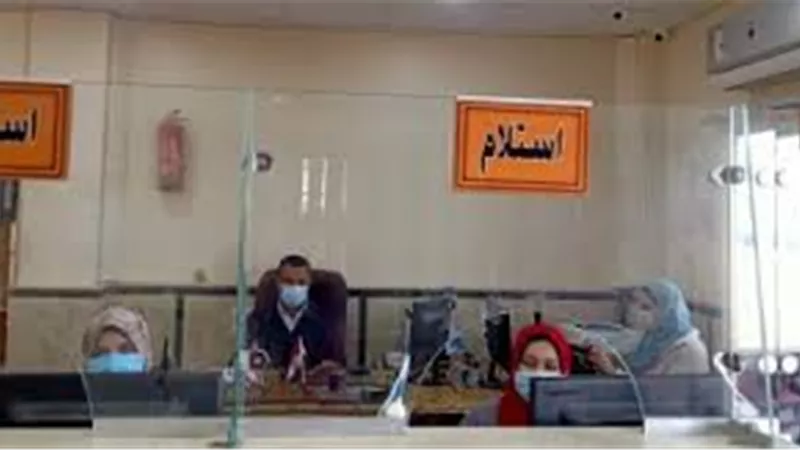 233 شباك و86 خزينة وكراسى لاستقبال شهادة البيانات