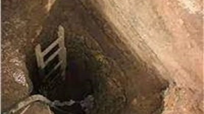 ضبط 9 أشخاص لقيامهم بالتنقيب غير المشروع عن الآثار بالقاهرة