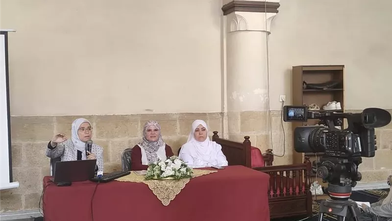 ملتقى المرأة بالجامع الأزهر يوضح خطورة الكلمة في الشريعة والقانون