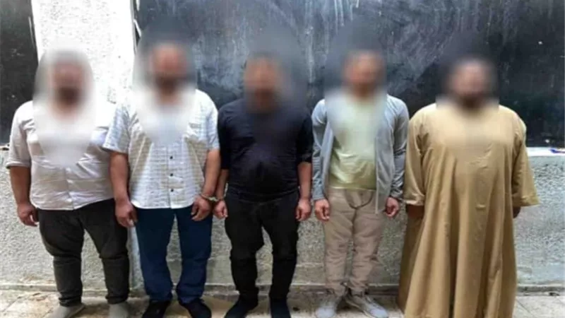 تفاصيل احتجاز شاب داخل منزل بالقاهرة .. عصابة الخمسة خطفوه واستولوا على سيارته