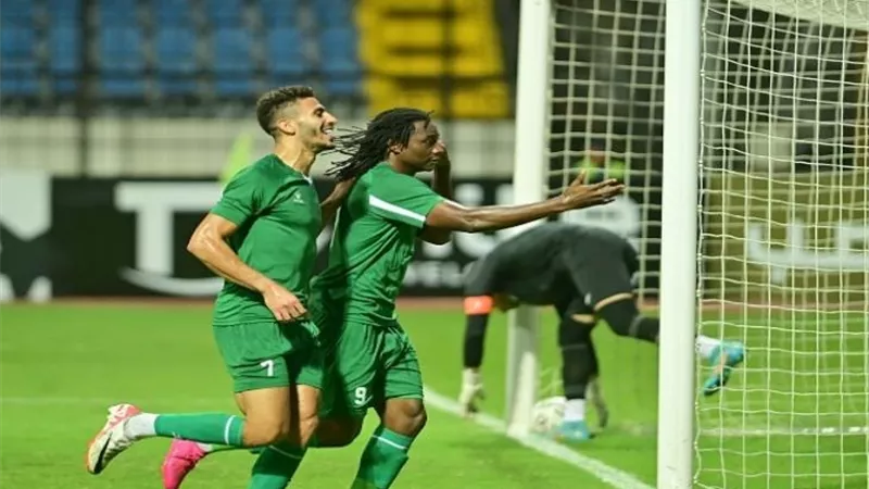 الاتحاد يقلص النتيجة أمام الأهلي عن طريق بواتينج