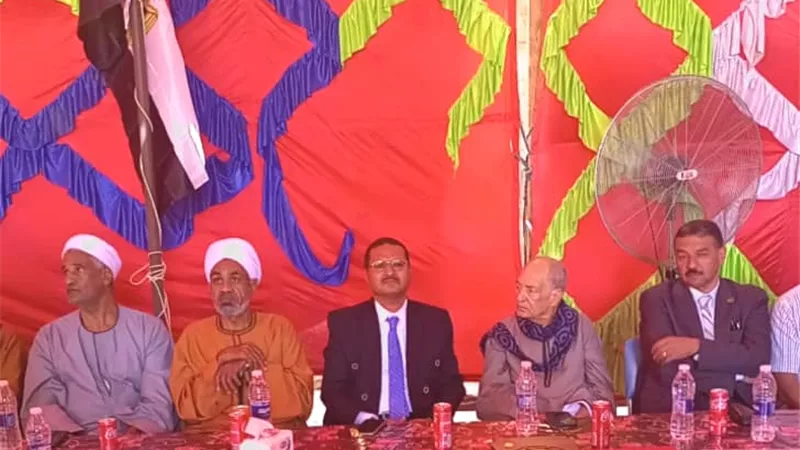 مدير عام التعليم بنجع حمادي يشهد حفل يوم الوفاء