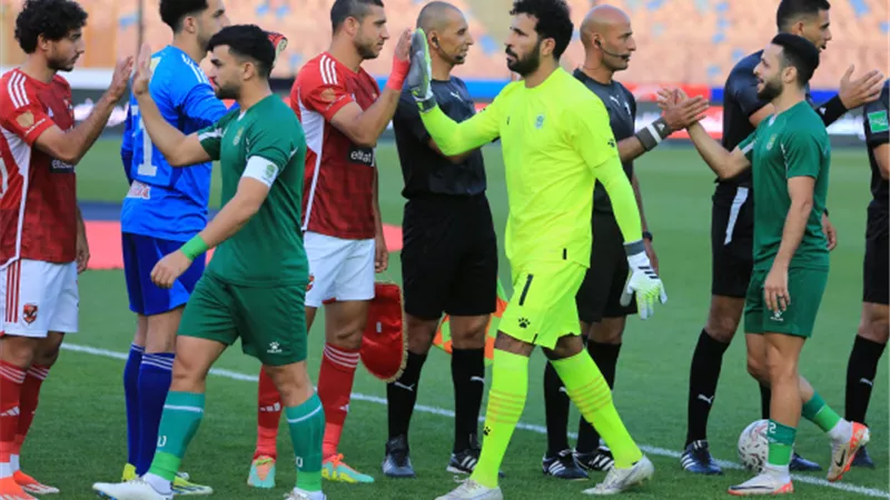 خبير تحكيمى يوضح مدى صحة قرارات حكم مباراة الأهلي والاتحاد