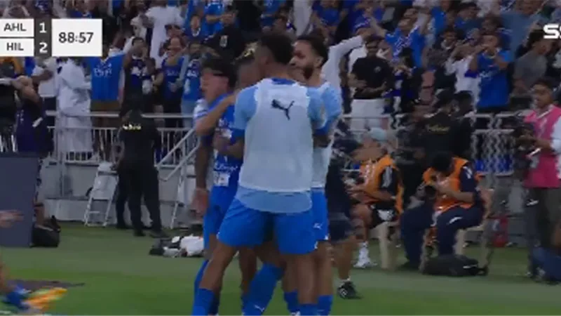 شاهد .. هدف مارادونى لنجم الهلال السعودى فى مرمى الأهلي