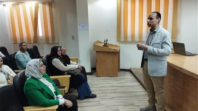 وكيل صحة البحيرة فى ختام فعاليات التدريب للامان الحيوى بالمعامل
