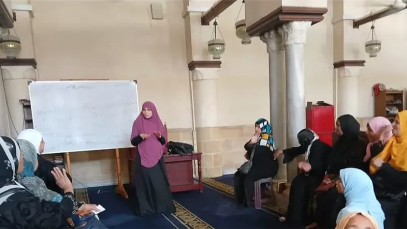 بلغة الإشارة.. الجامع الأزهر يناقش فضل قراءة القرآن الكريم
