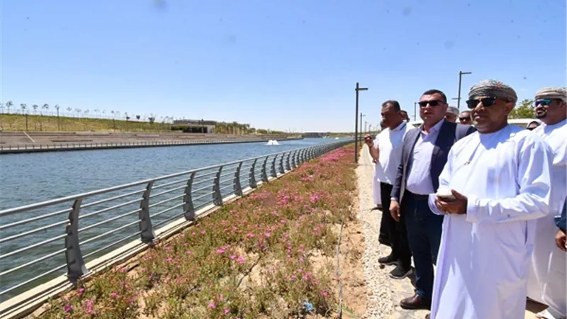 وزير الاسكان العماني يشيد بالنهضة العمرانية في مصر