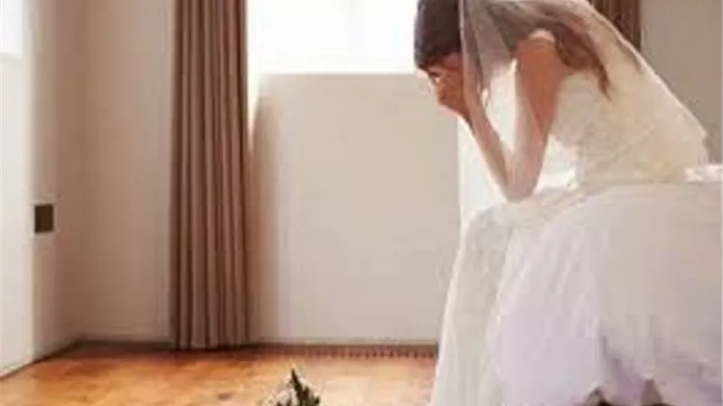 فحص يكشف امرأة عشية زفافها أنها رجل