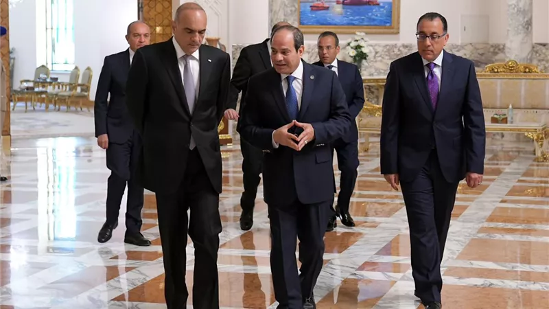 الرئيس السيسي يبحث مع رئيس الوزراء الأردنى الأوضاع فى غزة وجهود التوصل لهدنة شاملة