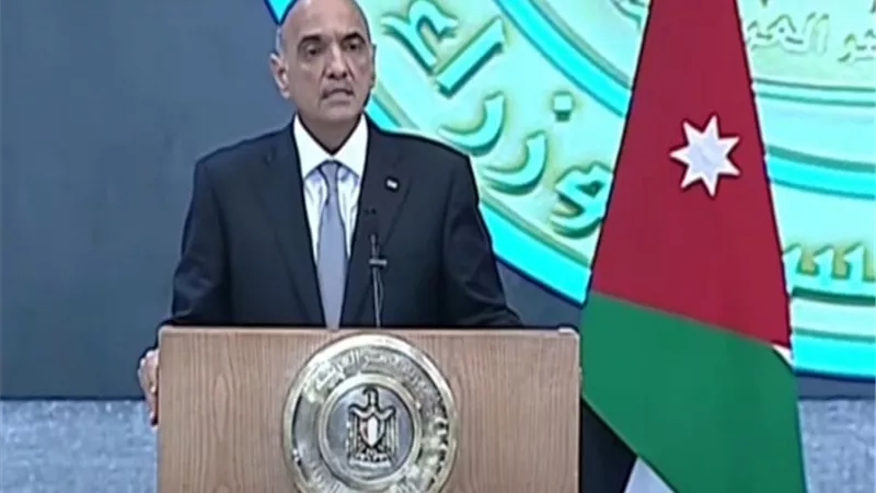رئيس وزراء الأردن: لن نسمح بتهجير الفلسطينيين إلى أى وجهة
