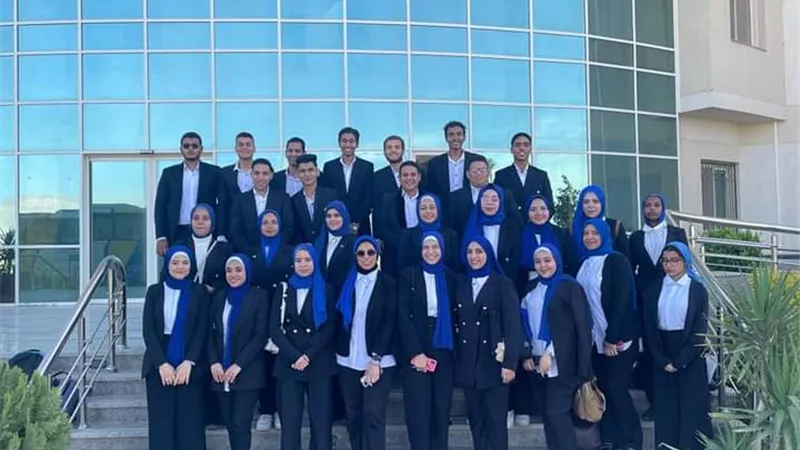 جامعة السويس تنظم زيارة لمحطة تحلية مياه البحر بالجلالة