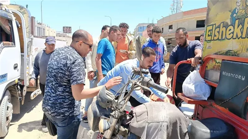 تكثيف حملات رفع الإشغالات وإزالة التعديات من مدينة العبور