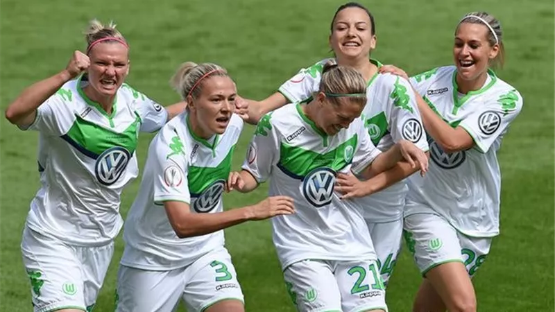 فولفسبورج يفوز بكأس ألمانيا للسيدات للمرة العاشرة على التوالى