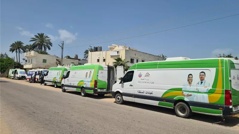الكشف على 1139 فى قافلة كوم عزيزة بابو حمص