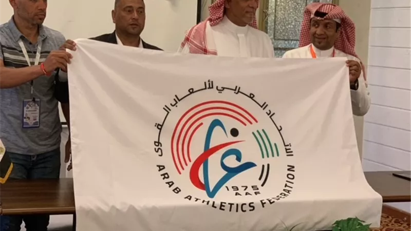 رئيس الاتحاد العربي يكشف تفاصيل الشعار الجديد