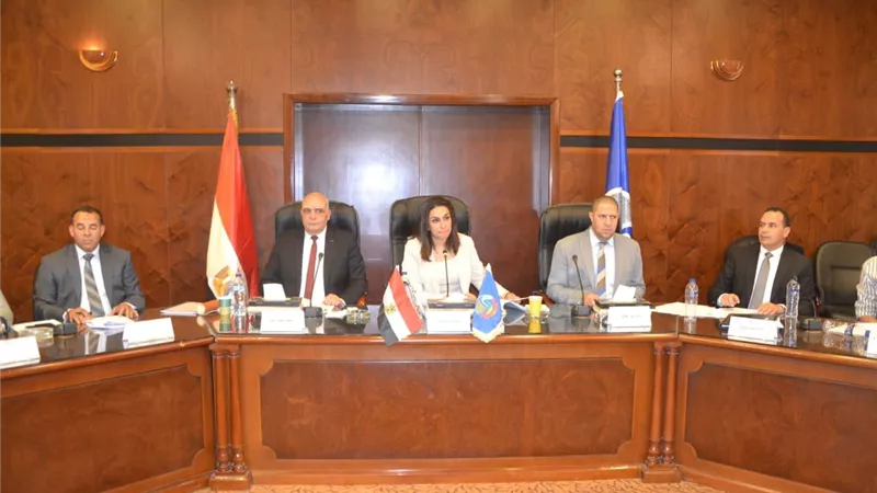 الموافقة على طلبات مستثمري المنطقتين الصناعيتين بحوش عيسى