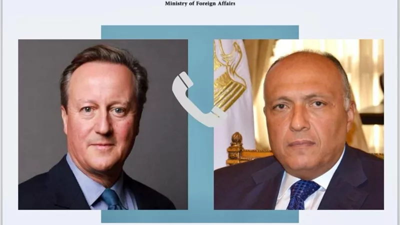 وزير الخارجية سامح شكري يُجري اتصالاً مع نظيره البريطاني