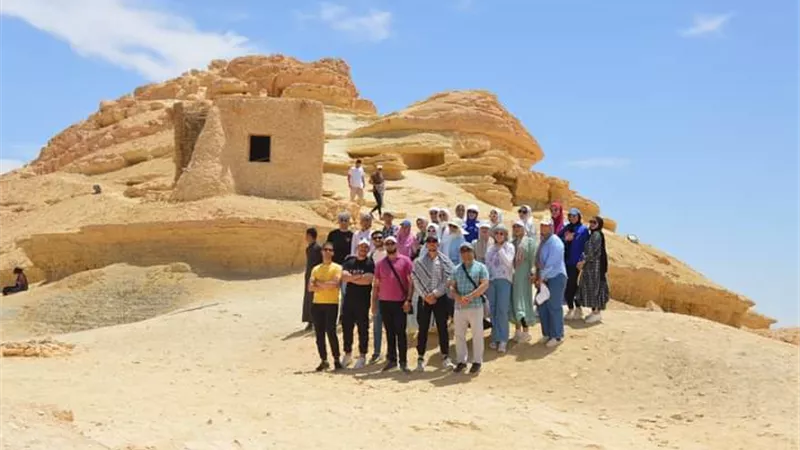 مطروح تستقبل الزيارات و الرحلات العلمية لجامعات مصر