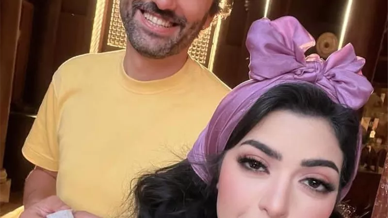 ميرنا جميل تداعب متابعيها من 