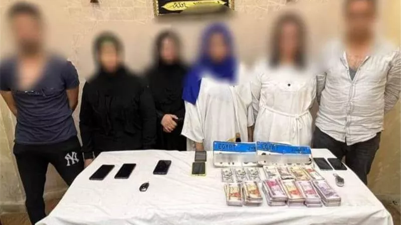 مشاجرة تفضح عصابة تغير العملة والنصب على المواطنين بقصر النيل