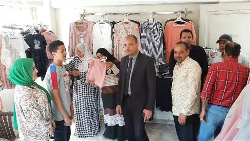 كجك يتابع اللمسات الاخيرة لمعرض صنع فى مصر بسنهور دمنهور