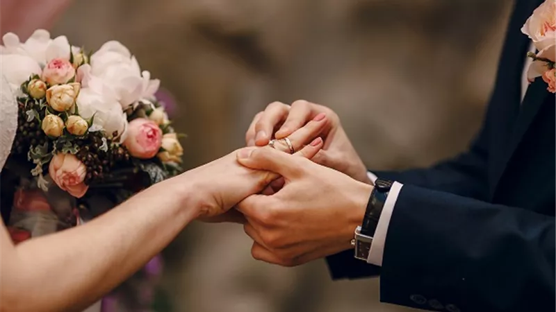 لبناء علاقة قوية..أسئلةضرورية قبل الزواج