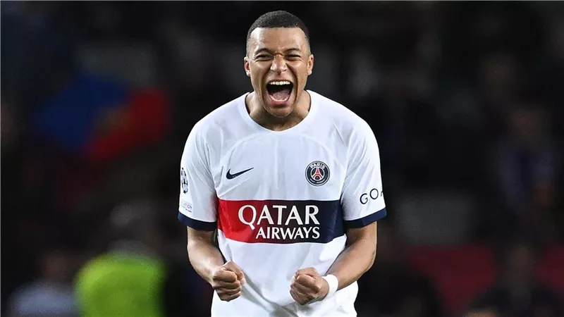 براتب سنوى 200 مليون يورو..مبابى يرفض الانتقال الى الدورى السعودى
