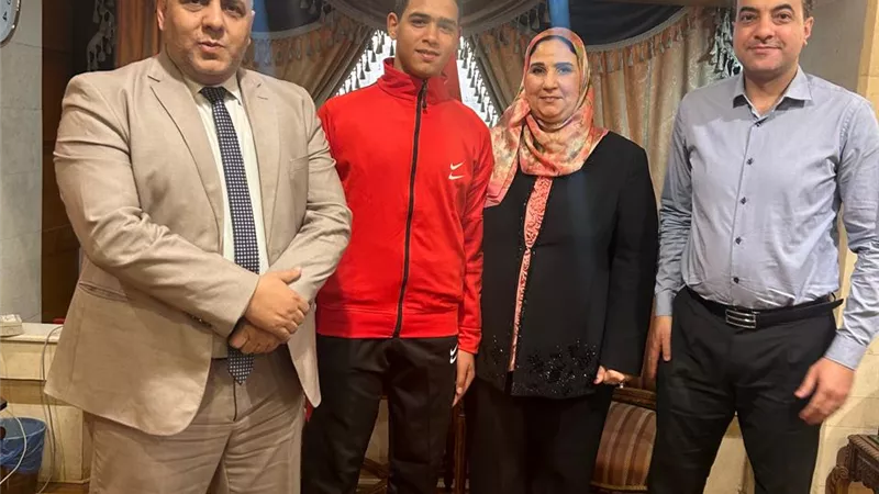 القباج تستقبل البطل يوسف توفيق وتدعم مشاركته في بطولة كأس العالم للكيك بوكسينج