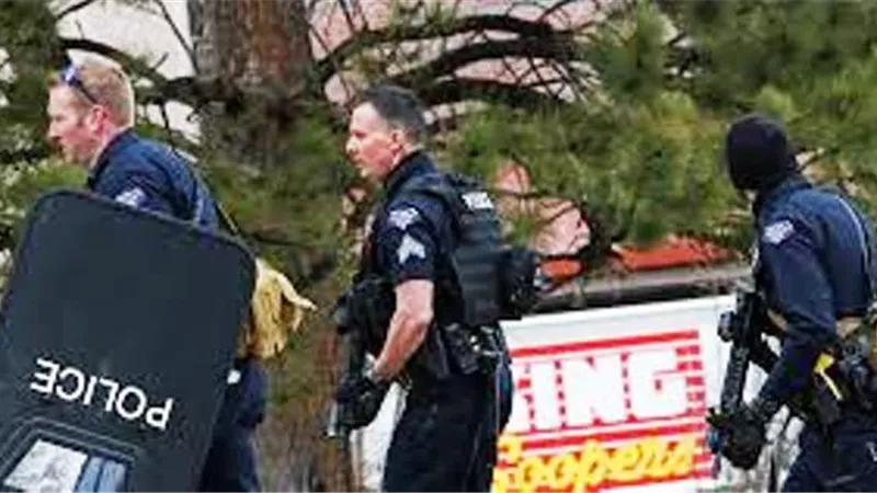مقتل وإصابة 15 شخصا في حادث إطلاق نار بأمريكا .. فيديو