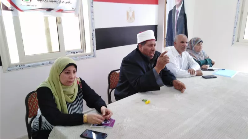 التسرب من التعليم فى ندوة بقرية اورين شبراخيت