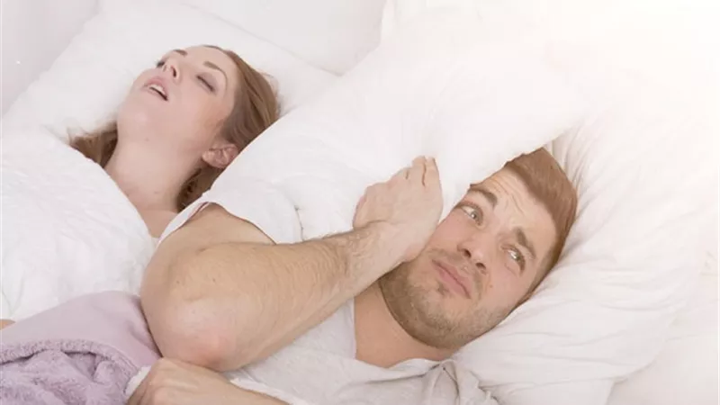 الجيوب الأنفية .. أبرز أسباب الشخير عند النساء