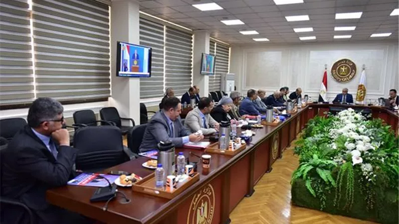 شحاتة: الأمان الوظيفي والتشجيع على الاستثمار أبرز أهداف قانون العمل