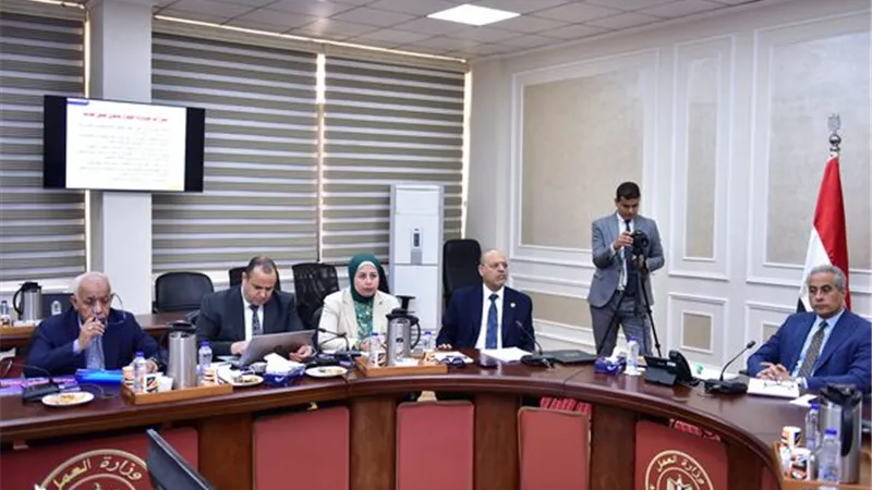 وزير العمل: الحوار الاجتماعي يرسخ ثقافة الحقوق والواجبات