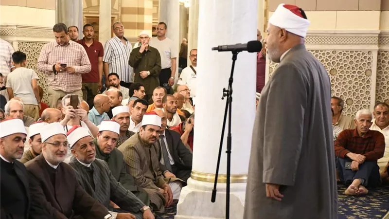 بعد تطويره انعقاد ندوة الأسبوع بمسجد السيدة زينب (رضي الله عنها)