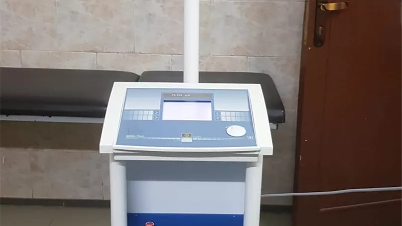 وصول أول جهاز للعلاج الطبيعي بمستشفى اسيوط العام