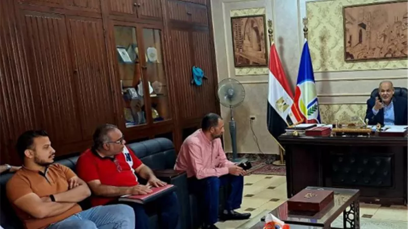 بدء انشاء رصيف هلت بقرية الشماسمة رشيد