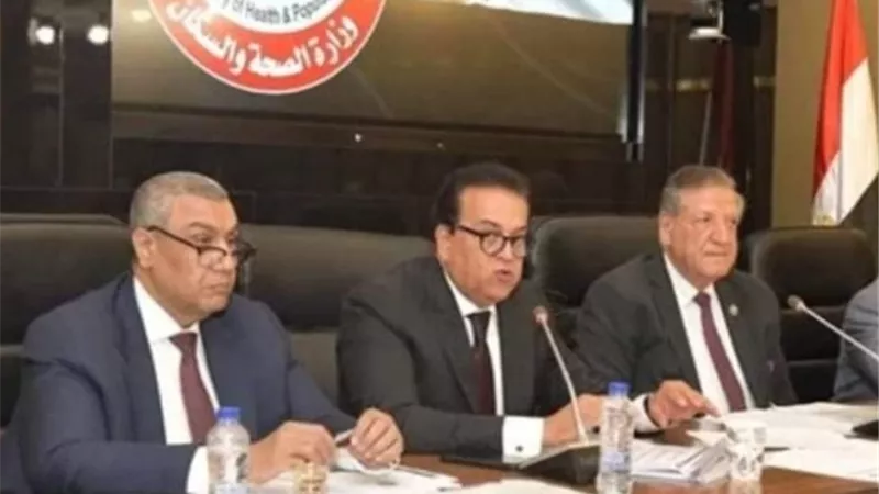 وكيل خطة البرلمان يلتقي وزير الصحة
