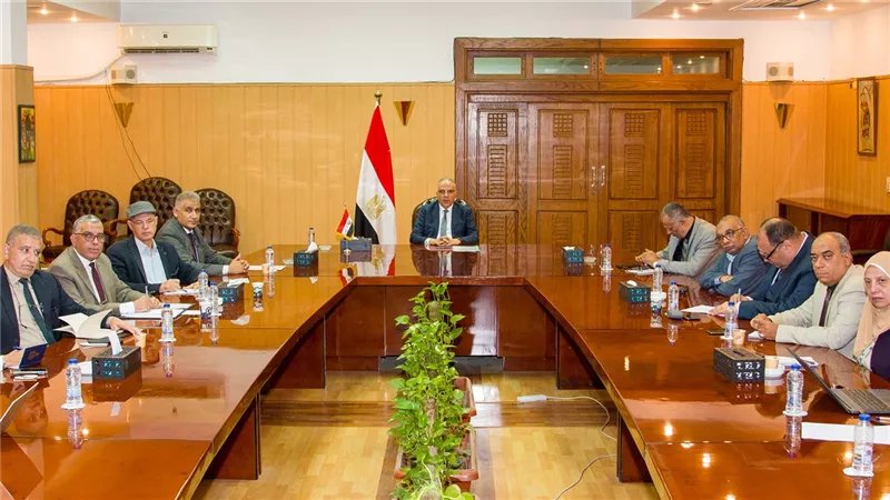 الري: إعداد برنامج زمنى لمراجعة وتحديث الزمامات الزراعية