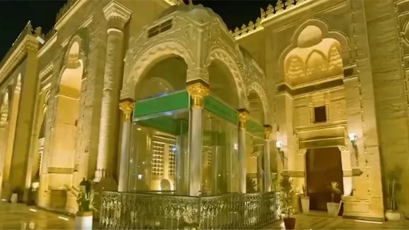 الأوقاف تعلن تفاصيل افتتاح الرئيس السيسي مسجد السيدة زينب بعد تطويره