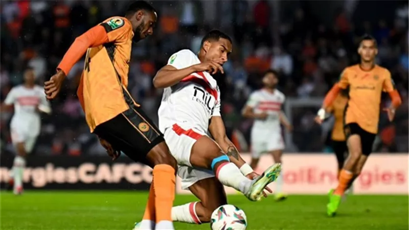 كاف يعاقب نهضة بركان قبل مواجهة الزمالك في نهائي الكونفيدرالية