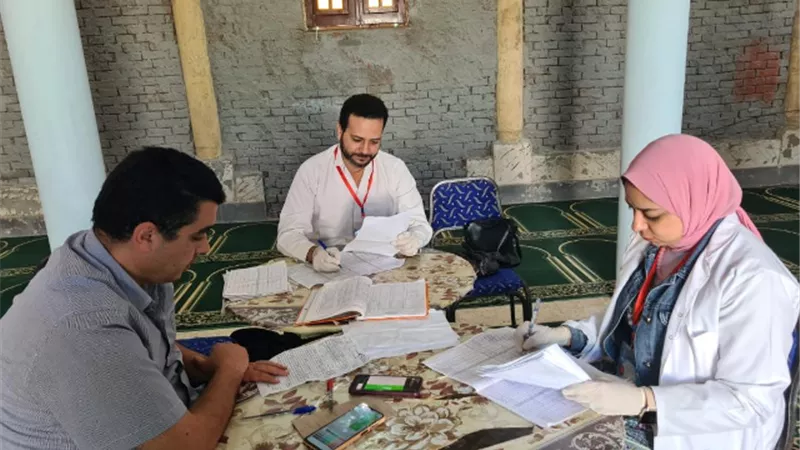 علاج 829 مواطنا فى قافلة الصفا والمروة بوادى النطرون