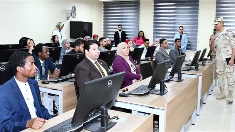 الأكاديمية العسكرية تنظم زيارة لوفد القيادات الشبابية الإعلامية العالمية لمقرها بالعاصمة الإدارية