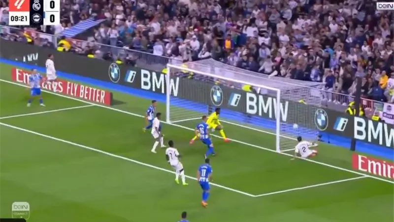 شاهد.. هدف ريال مدريد الأول امام ديبورتيفو ألافيس بالدوري الإسبانى