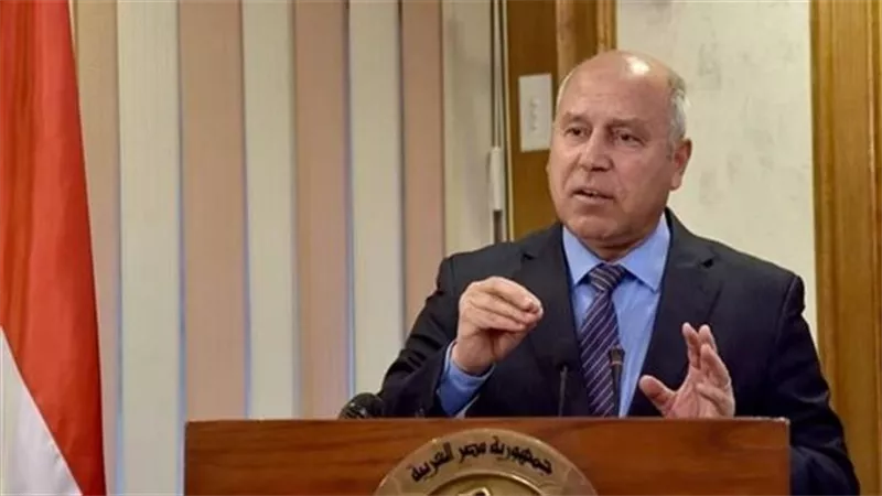 كامل الوزير يكشف موعد الانتهاء من تطوير النقل النهري.. فيديو