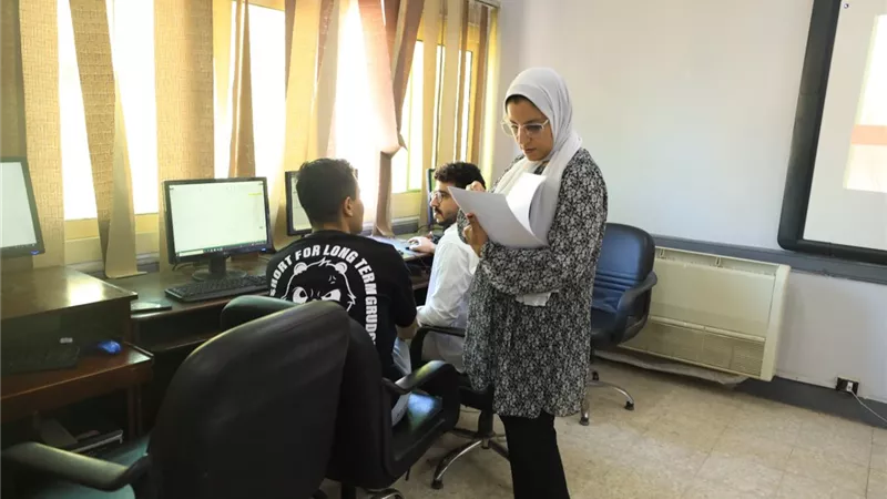 محافظ كفر الشيخ يتابع فعاليات دورة المحاسبة الإلكترونية