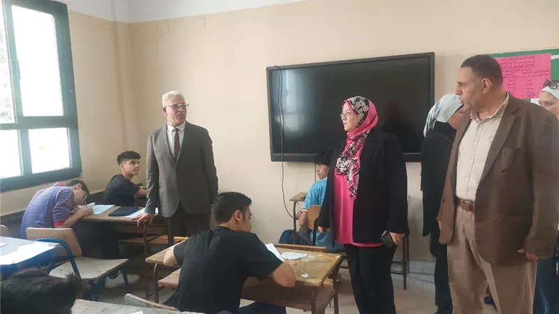 تعليم القاهرة: لا تهاون مع حالات الغش..وإلغاء امتحان الغشاشين