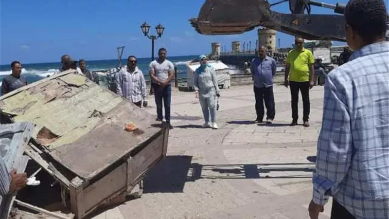ثانى حملة ازالة موسعة بقلعة قايتباى خلال اسبوع